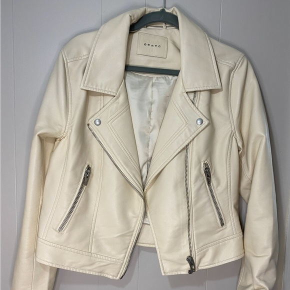 BLANK-NYC Cream white vegan leather jacket with removable denim collar. - Picture 9 of 15